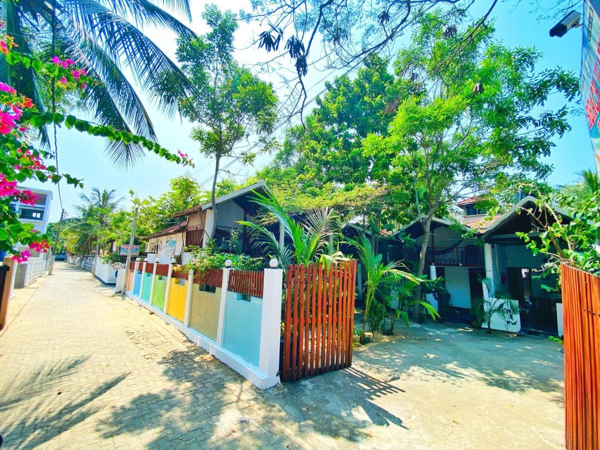 Beach Wave Hotel อารูกัมเบย์ ภายนอก รูปภาพ