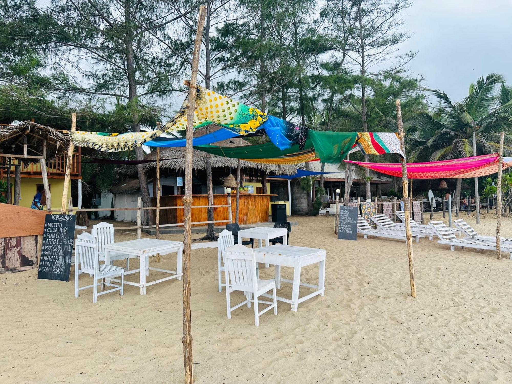 Beach Wave Hotel อารูกัมเบย์ ภายนอก รูปภาพ