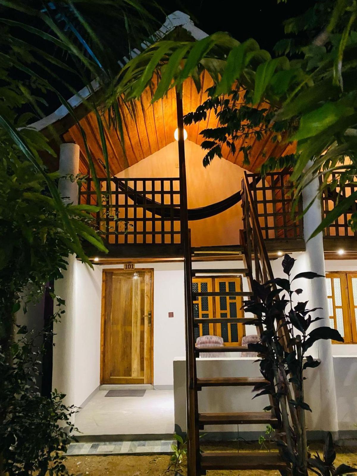 Beach Wave Hotel อารูกัมเบย์ ภายนอก รูปภาพ