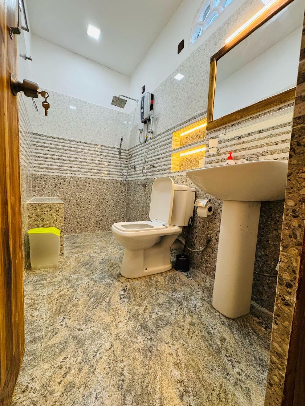 Beach Wave Hotel อารูกัมเบย์ ภายนอก รูปภาพ