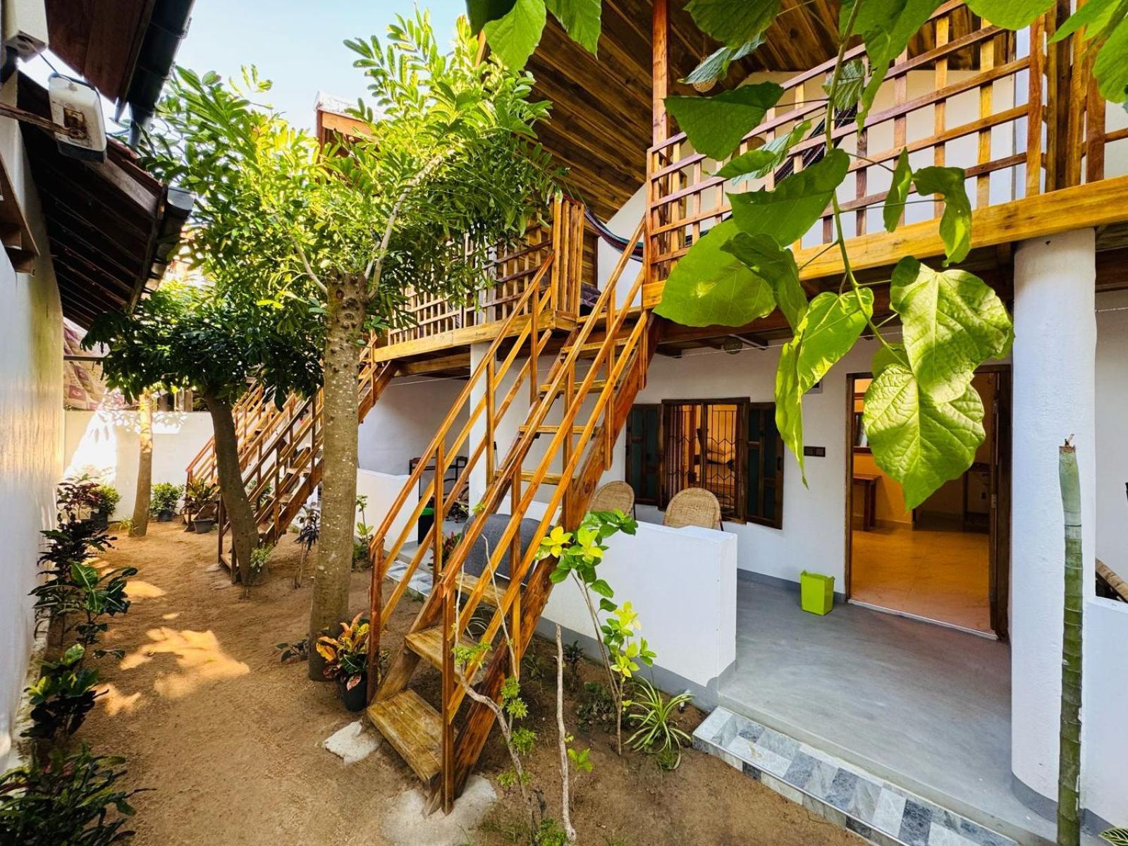 Beach Wave Hotel อารูกัมเบย์ ภายนอก รูปภาพ
