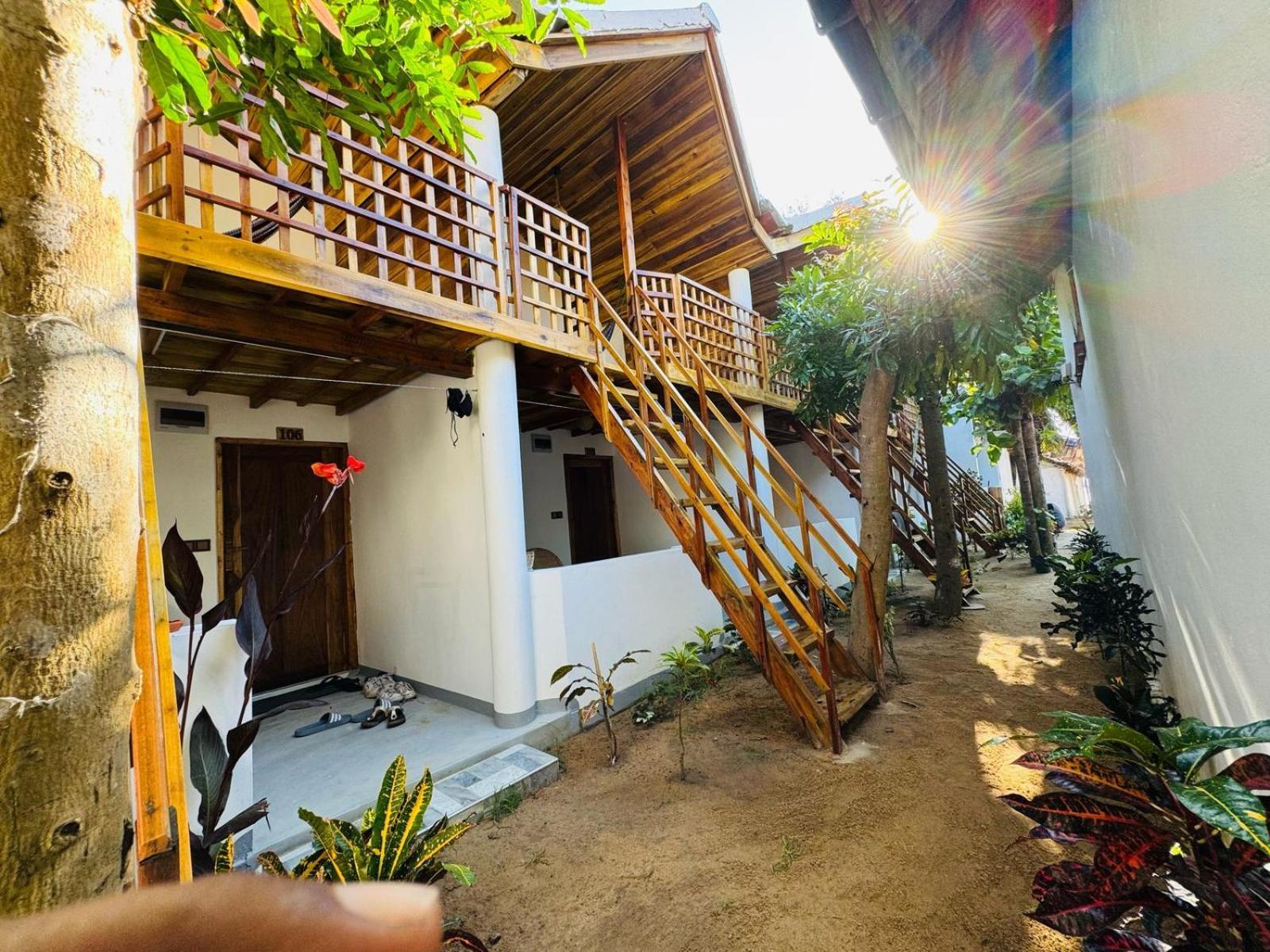 Beach Wave Hotel อารูกัมเบย์ ภายนอก รูปภาพ